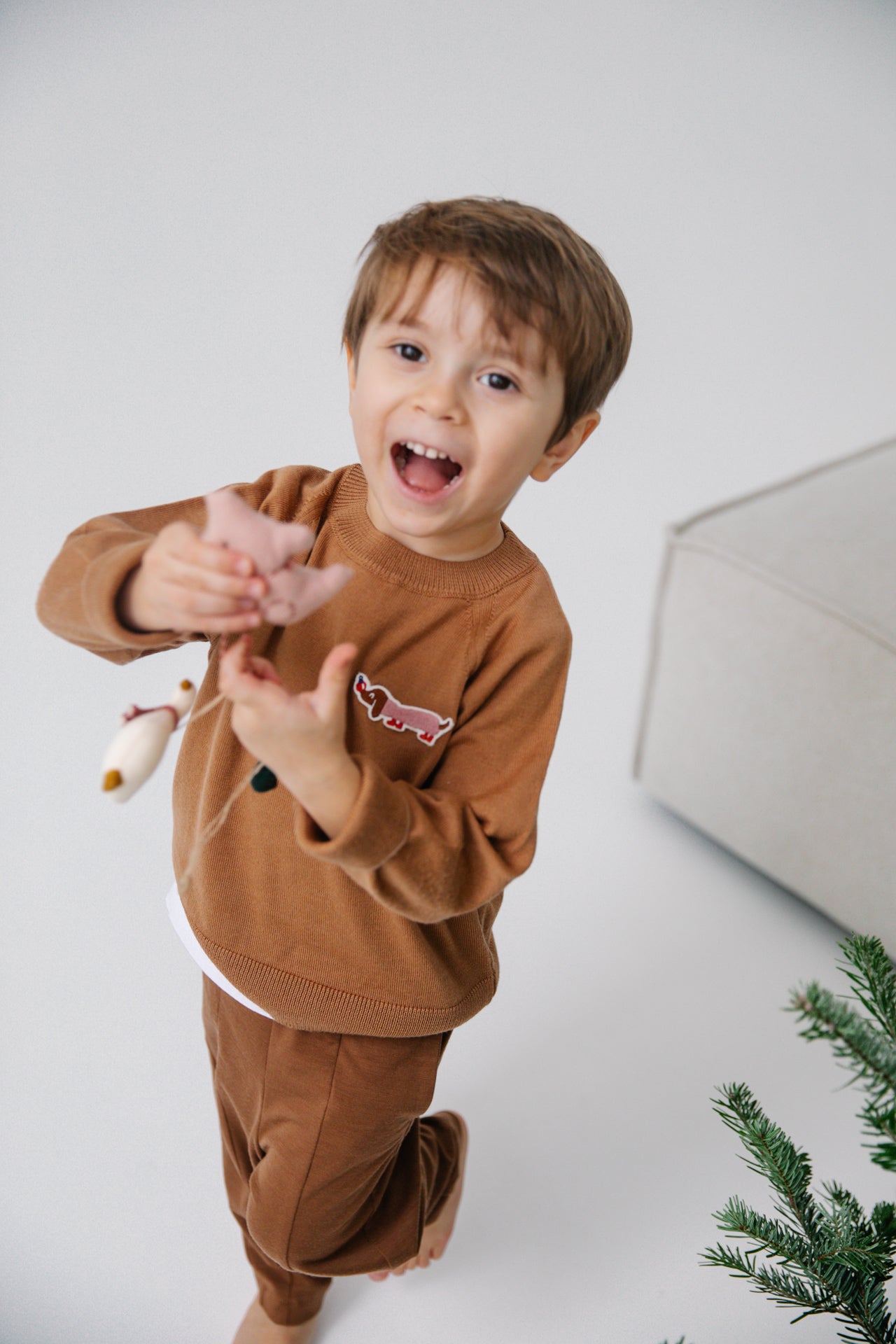 SWETER HUG HUNTER CARAMEL