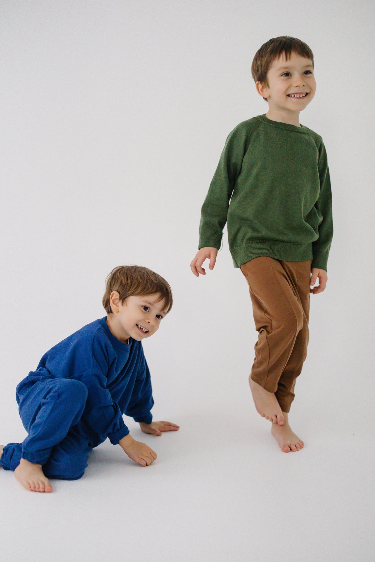 SWETER HUG HUNTER OLIVE